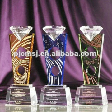 2015 en gros Transparent Crystal Trophy avec diamant pour Slaes Travailleurs Nouvelles Souver Cadeaux